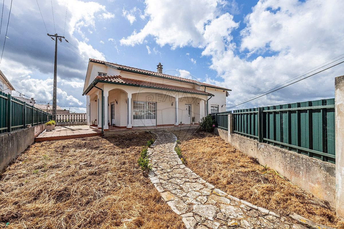 Moradia - Carvalhal Benfeito, Caldas da Rainha, Leiria