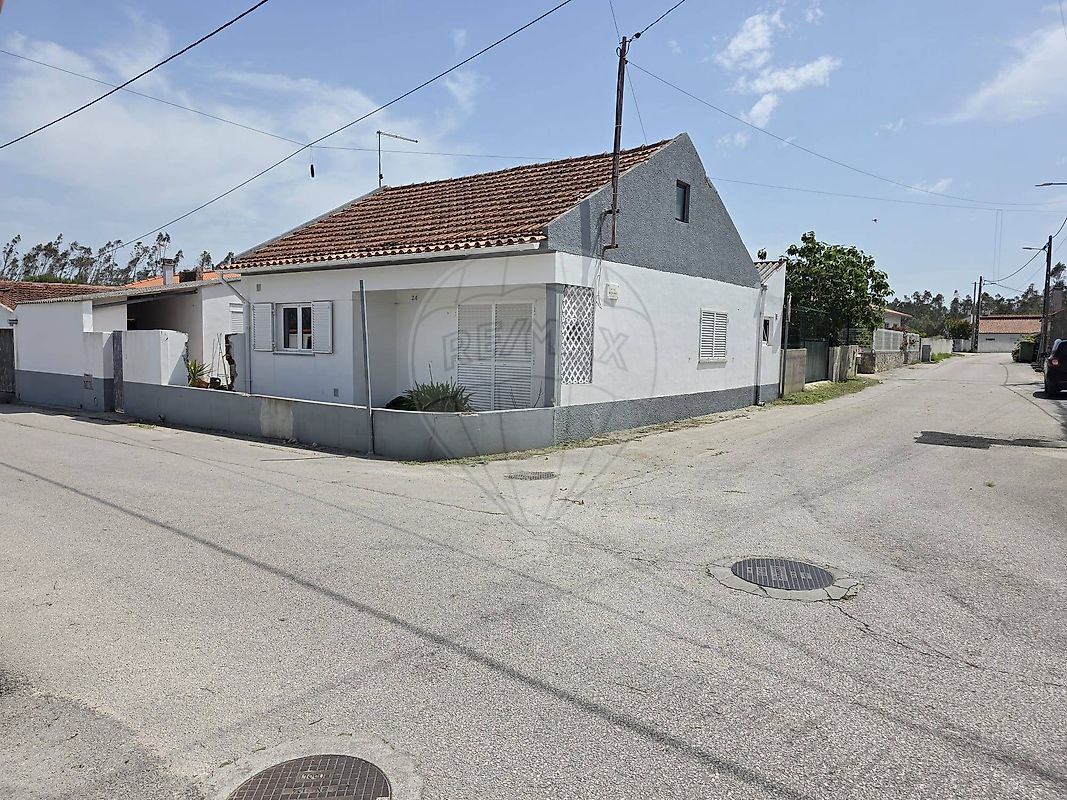 Moradia T2 à venda em Alcobaça