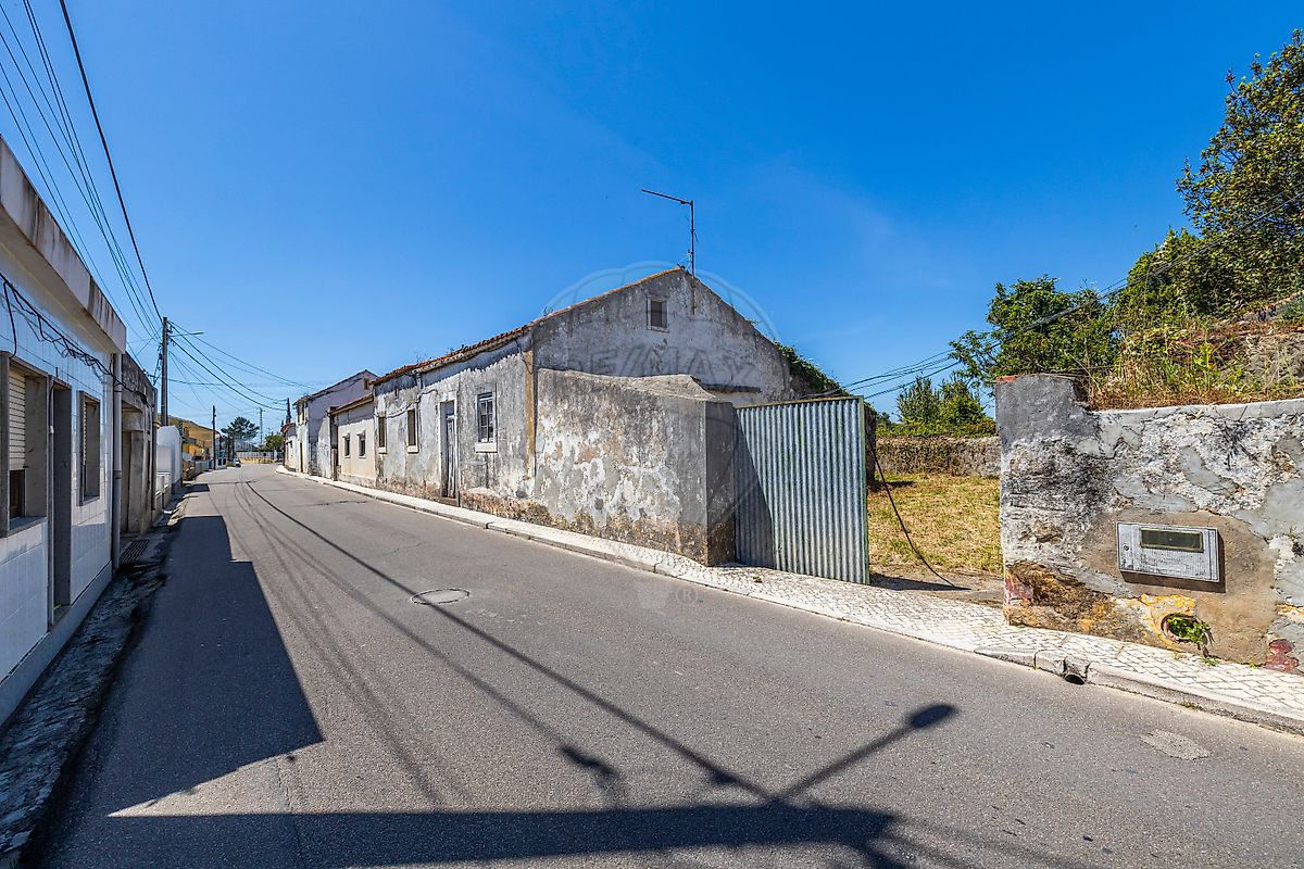 Moradia - Alcobaça e Vestiaria, Alcobaça, Leiria