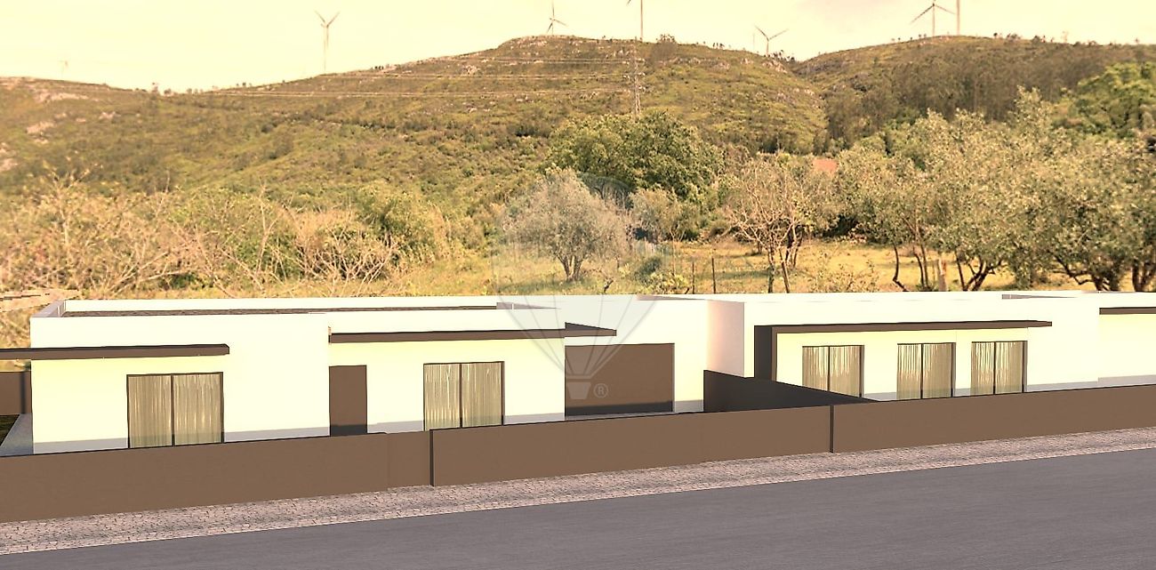 Terreno - Alqueidão da Serra, Porto de Mós, Leiria