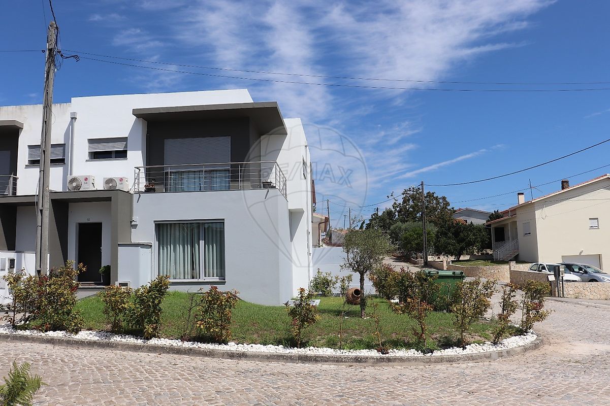 Moradia T3 à venda em Leiria, Pousos, Barreira e Cortes, Leiria — foto 2