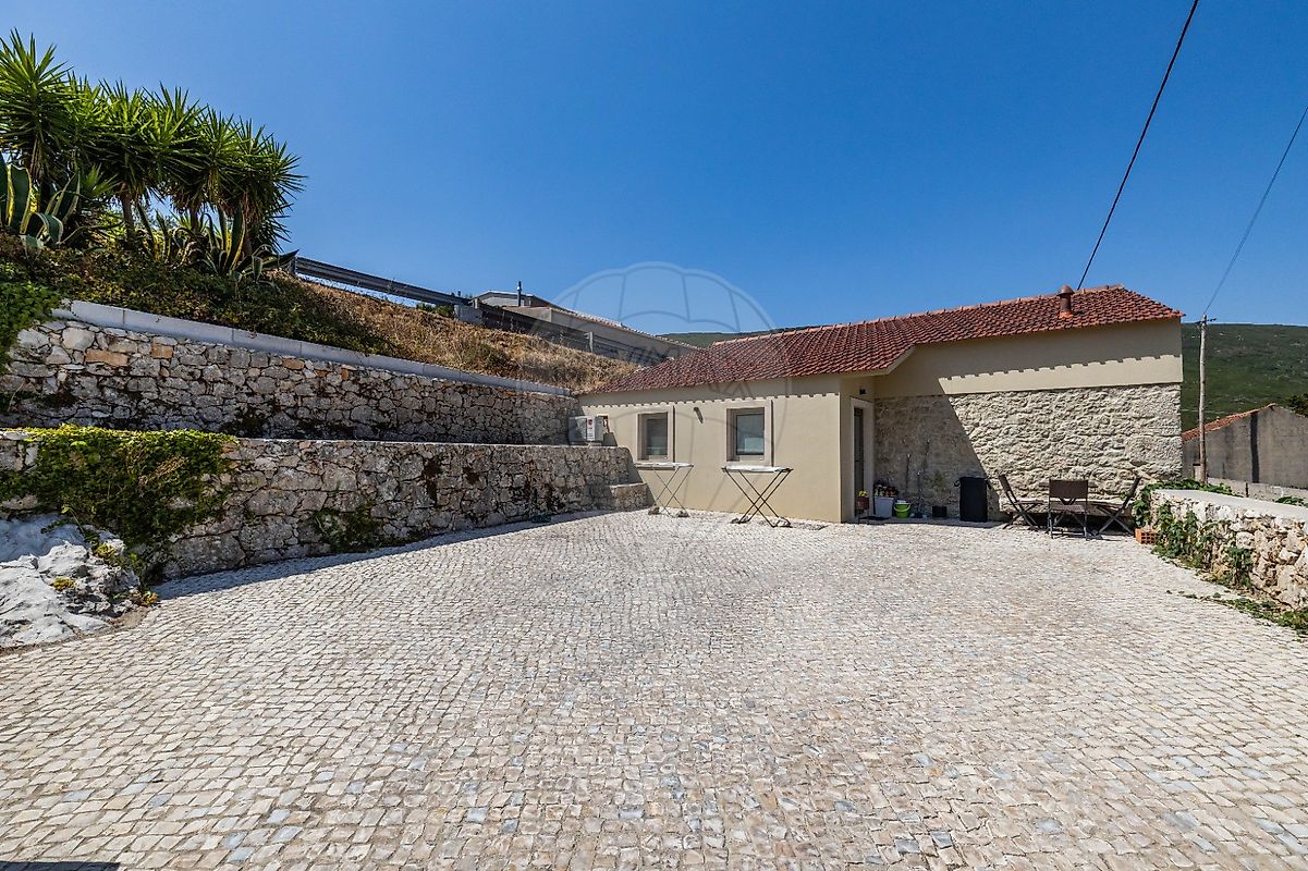 Apartamento T1 à venda em Porto de Mós