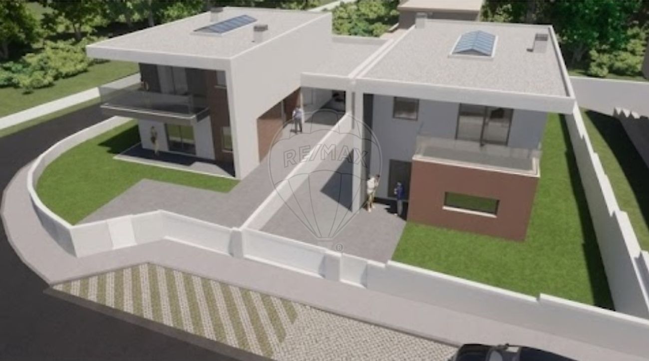 Apartamento T4 à venda em Leiria