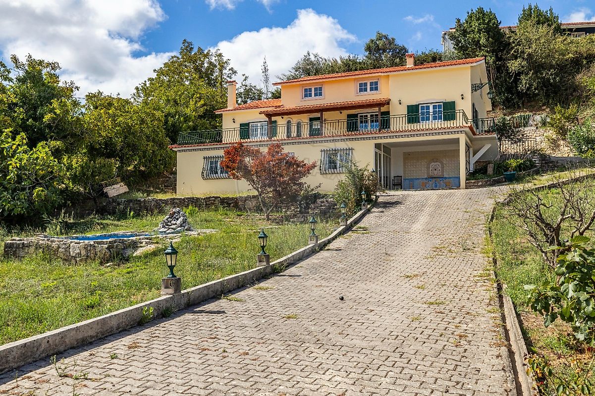 Apartamento T3 à venda em Alcobaça