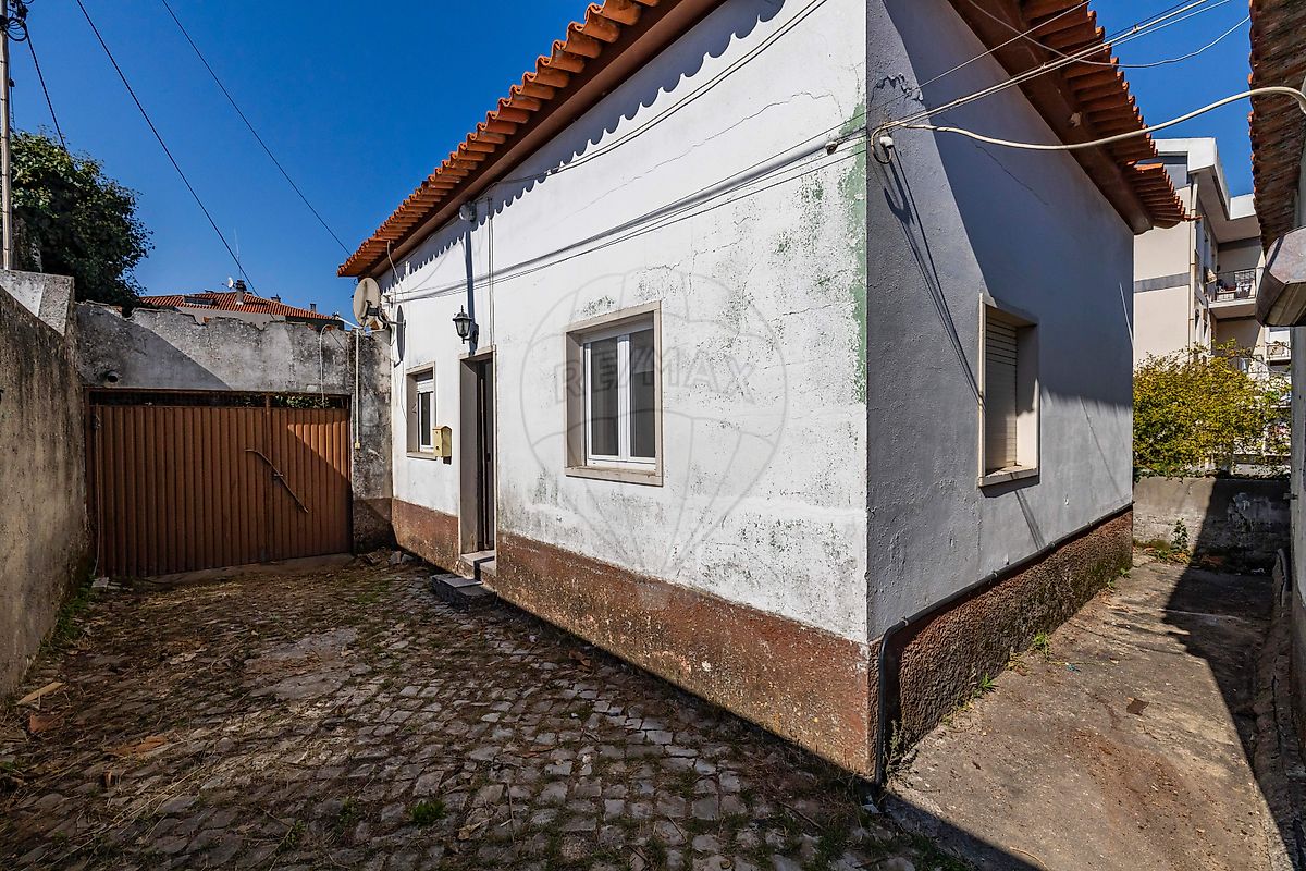 Moradia T2 à venda em Leiria