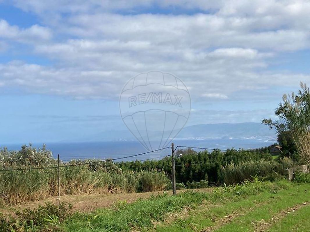 Land for sale in Ponta Delgada, Portugal — €135,000
