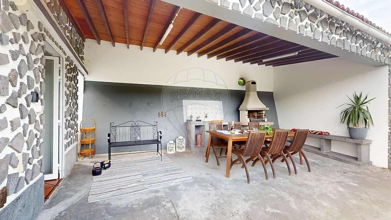 listing 123541125-109 picture-0