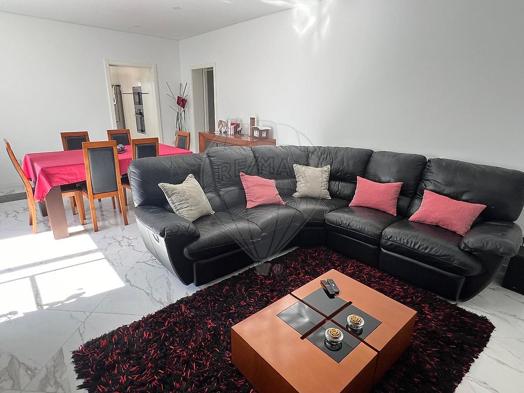 listing 123541140-44 picture-0