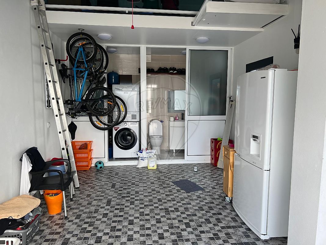 listing 123541140-44 picture-0