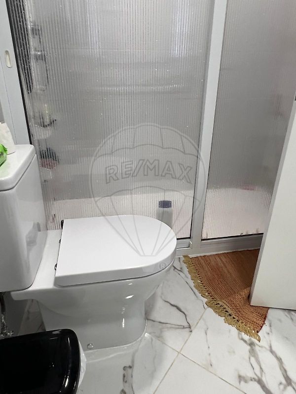 listing 123541140-44 picture-0