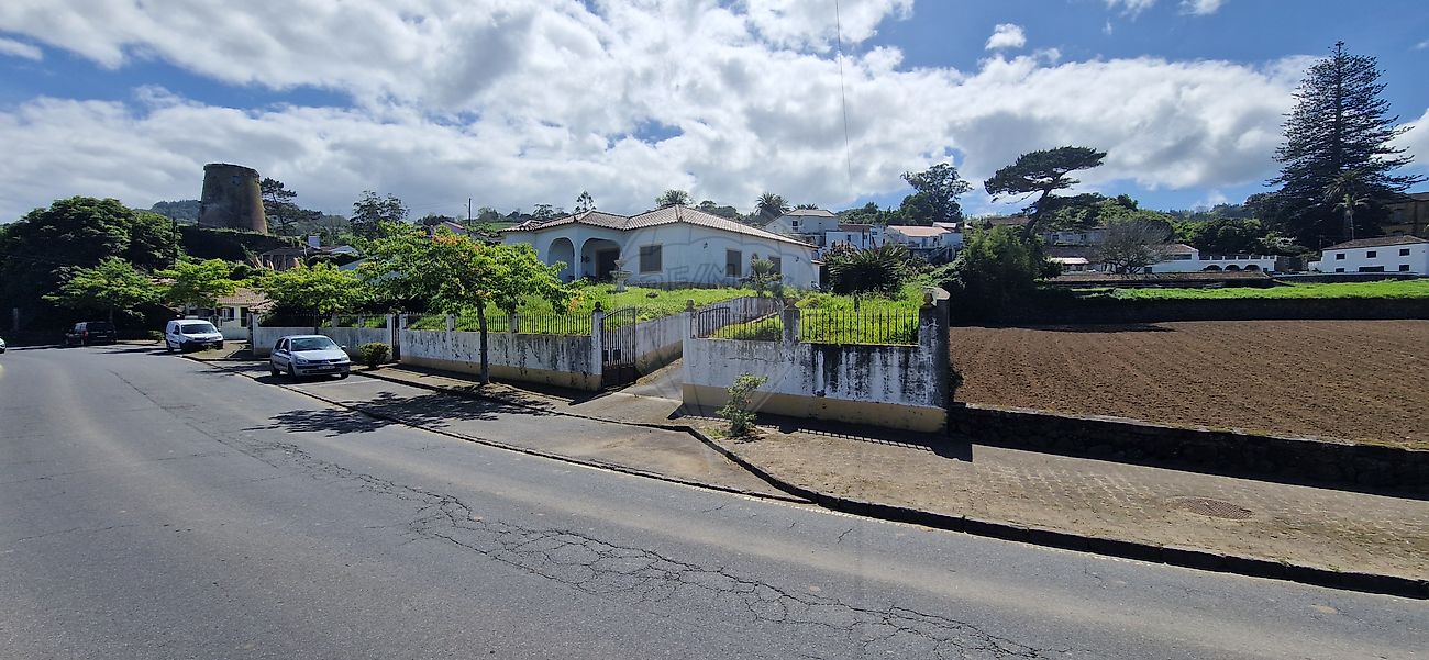 Moradia T3 à venda em Ponta Delgada