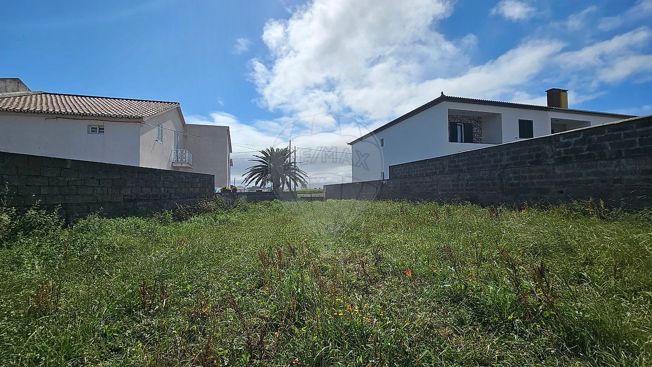 Land for sale in Ribeira Grande, Portugal — €97,000