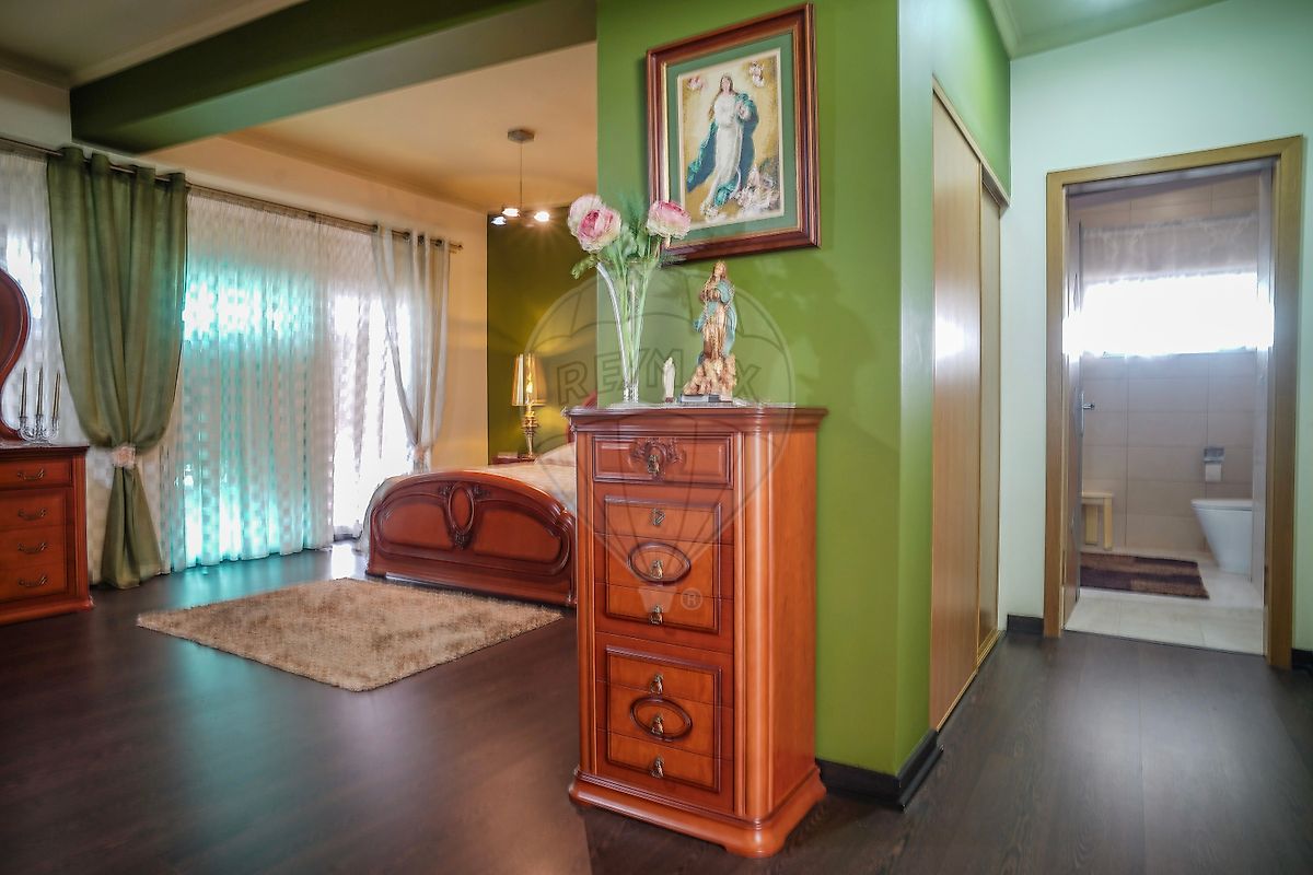 listing 123541125-134 picture-0