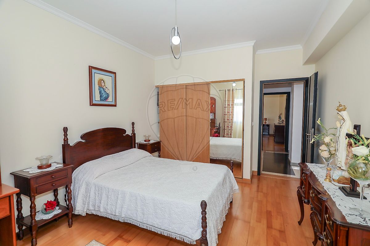 listing 123541125-134 picture-0