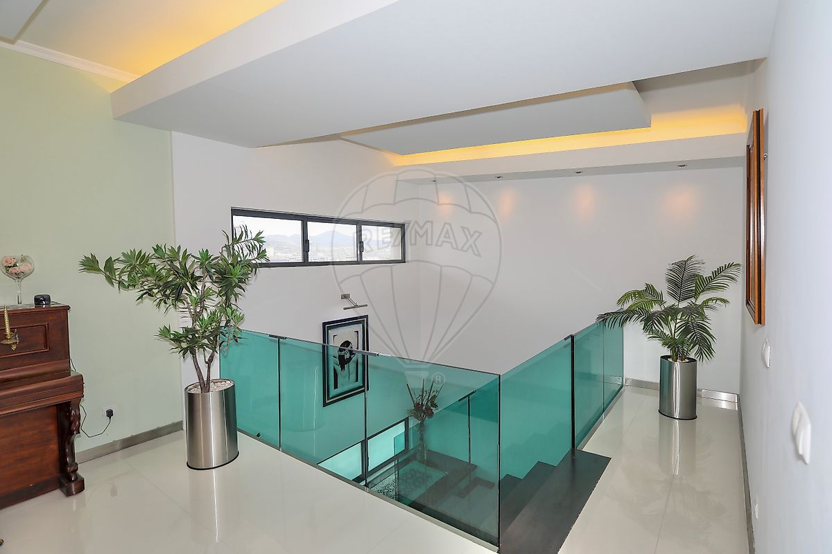 listing 123541125-134 picture-0