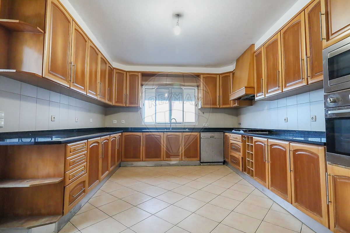 listing 123541129-22 picture-0