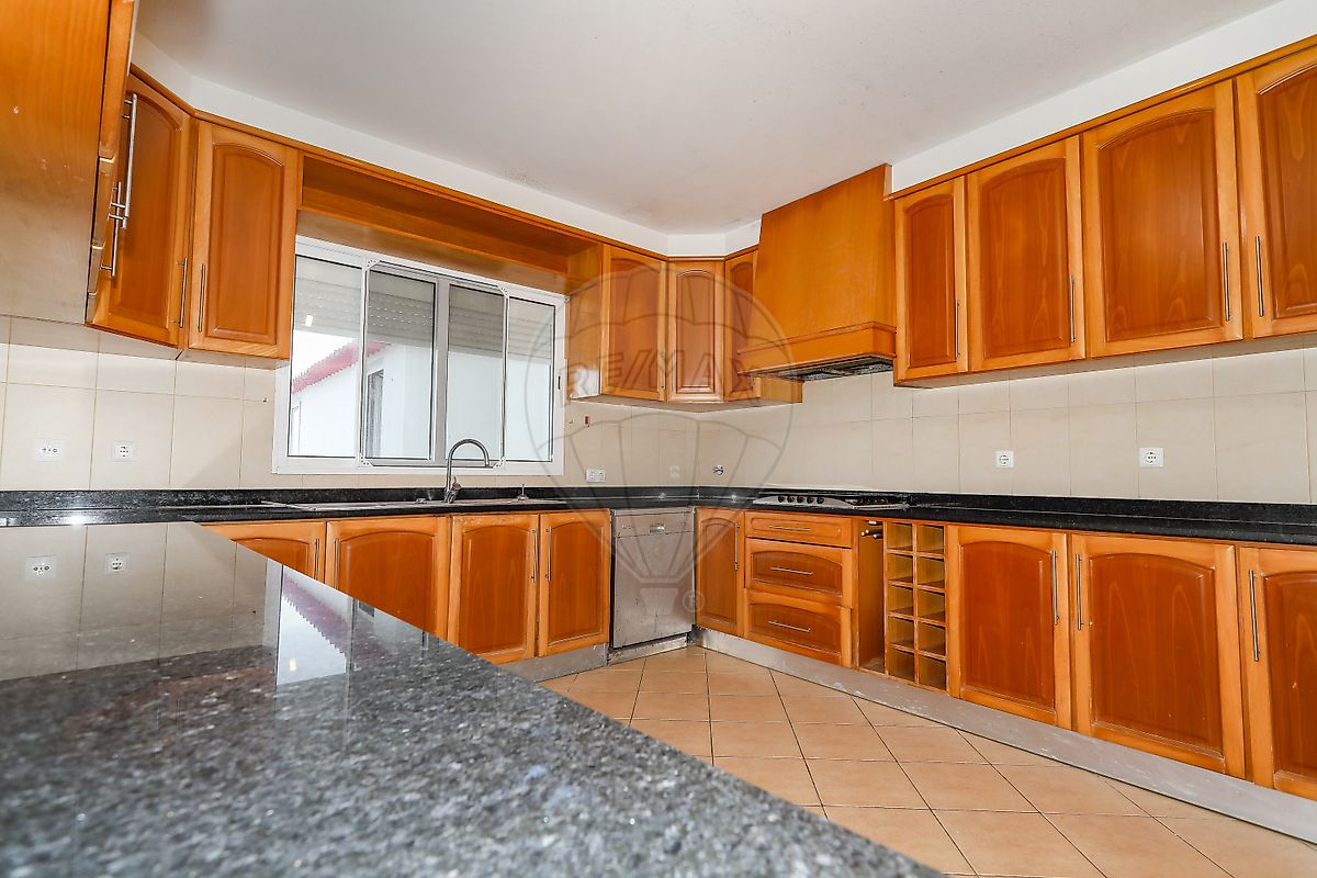 listing 123541129-22 picture-0