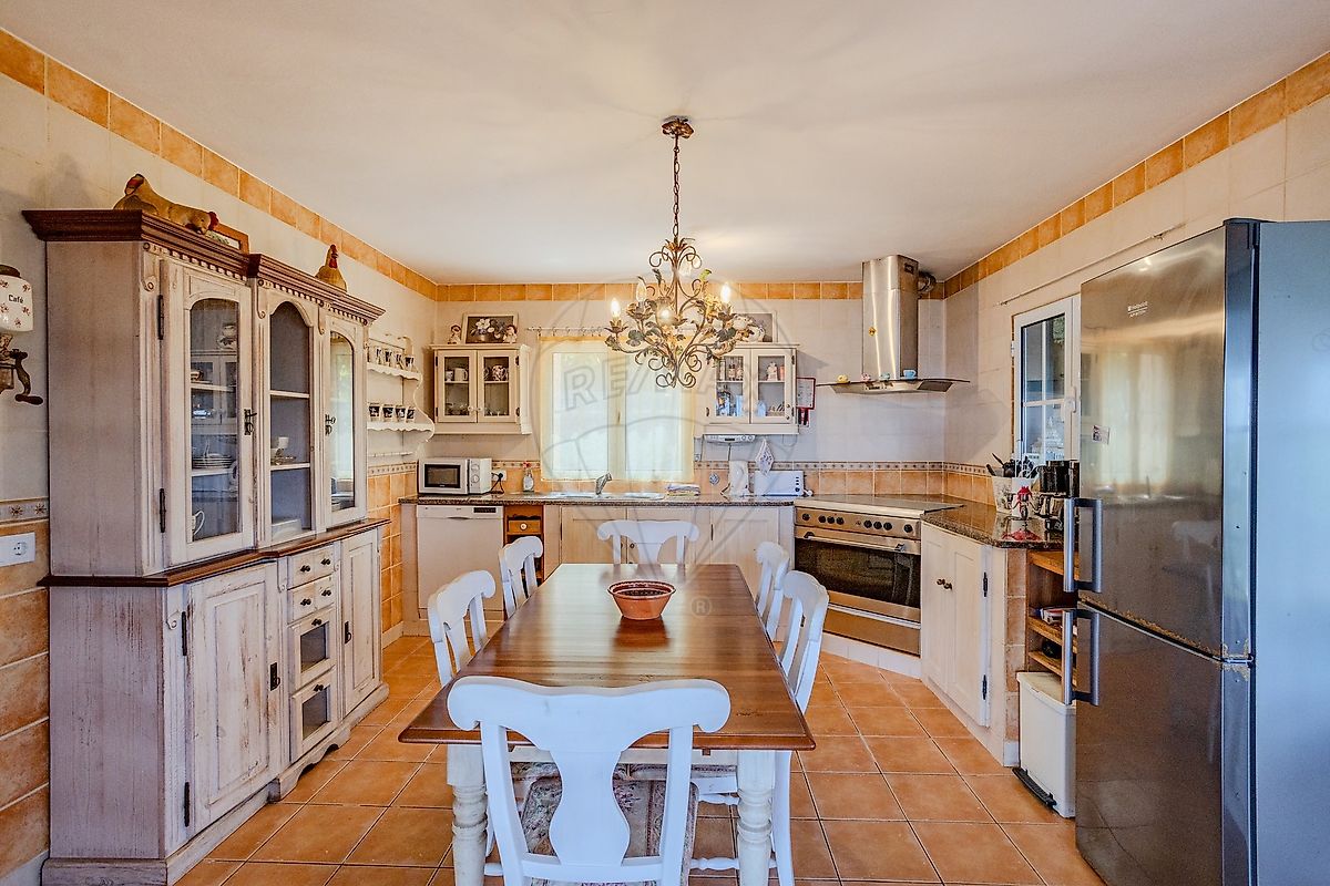 listing 123541125-162 picture-0