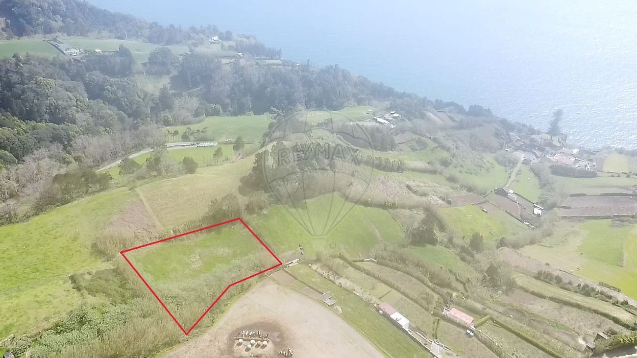 Terreno - Ponta Garça, Vila Franca do Campo, Ilha de São Miguel