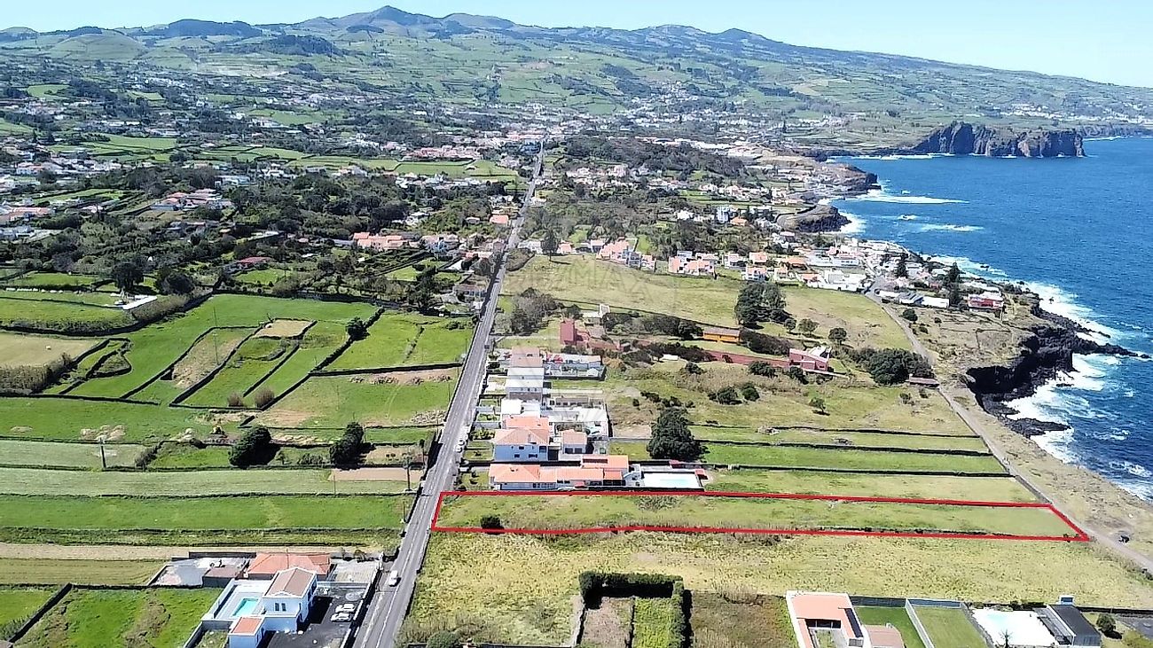 Terreno à venda em Ponta Delgada