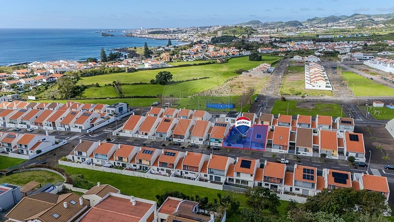 Terreno - Rosto de Cão (Livramento), Ponta Delgada, Ilha de São Miguel