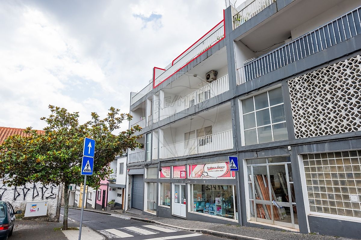 Apartamento T3 à venda em Ponta Delgada