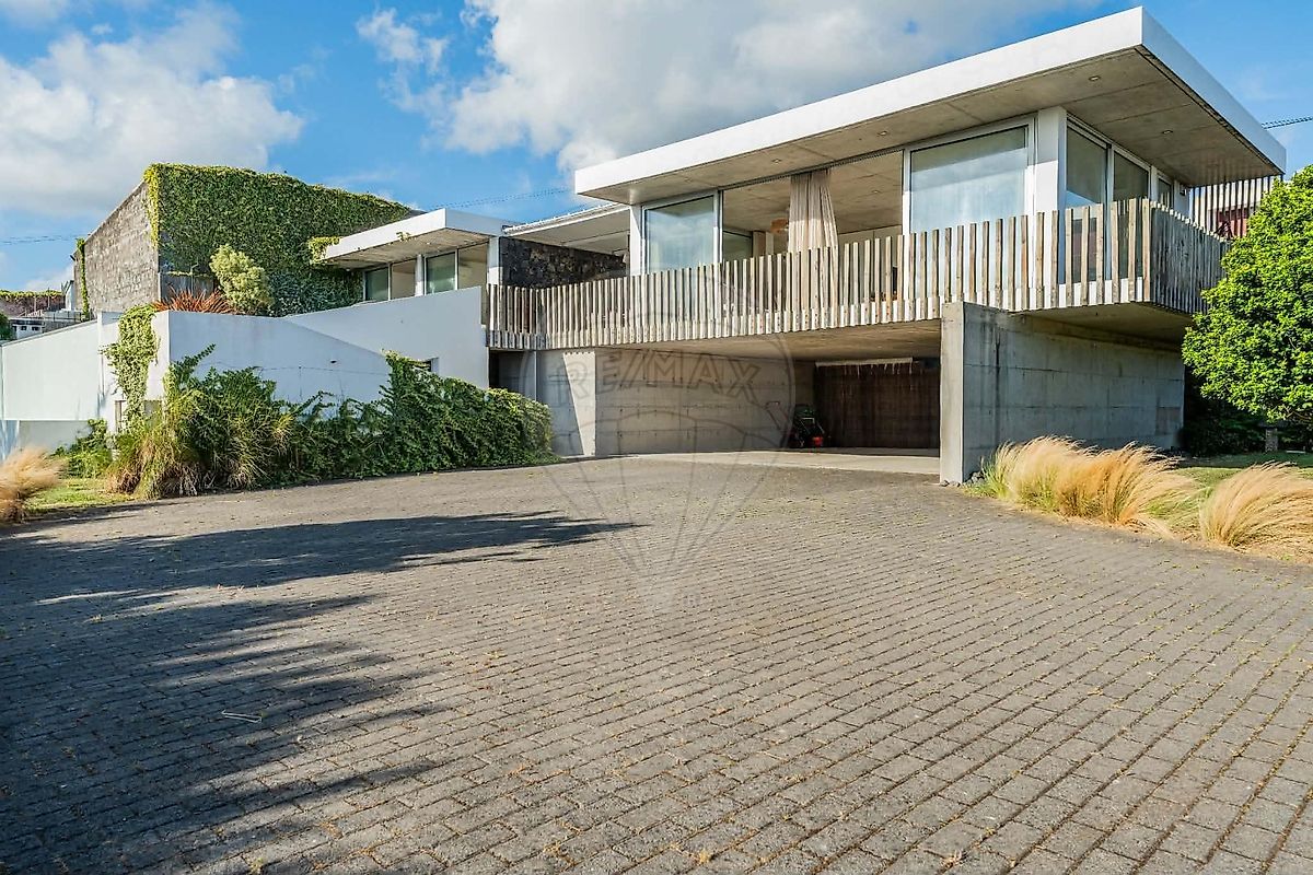 Apartamento T2 à venda em Lagoa (São Miguel)