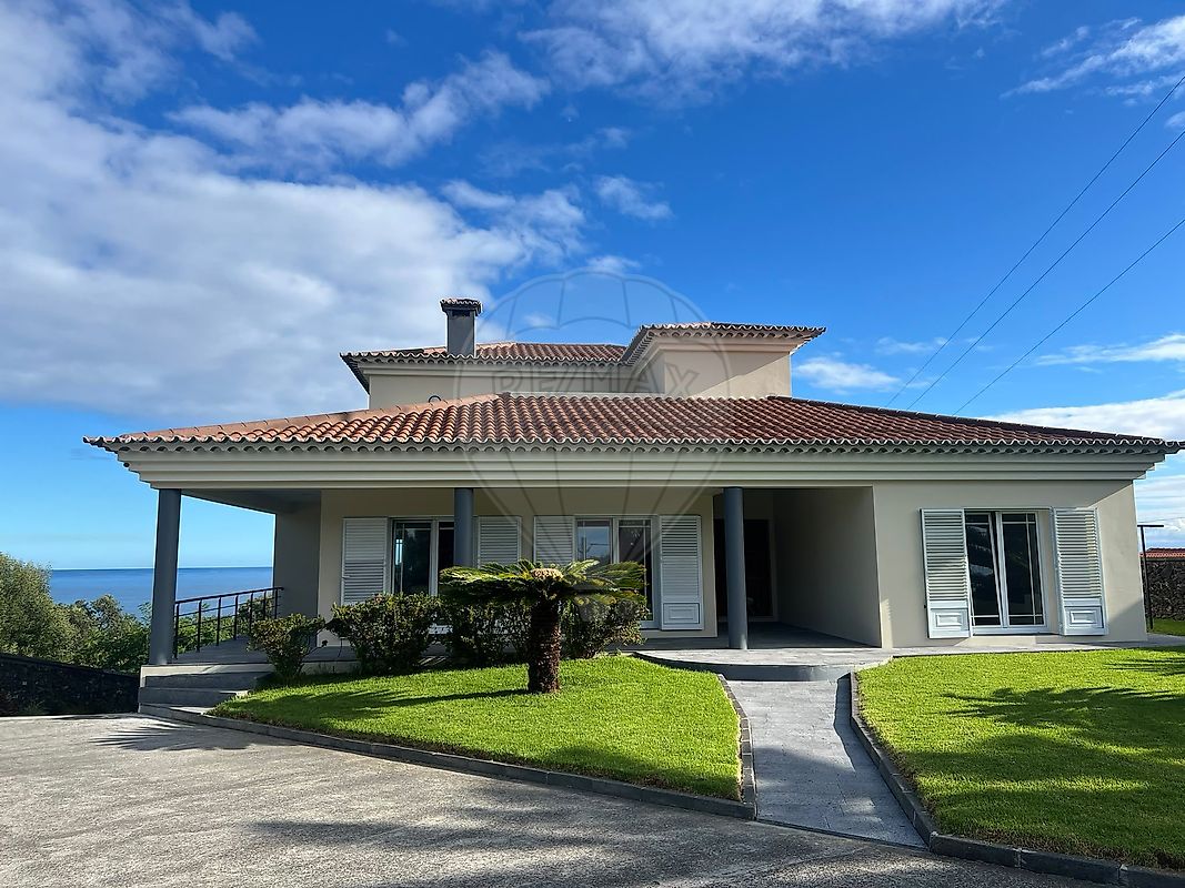 Apartamento T3 à venda em Ponta Delgada