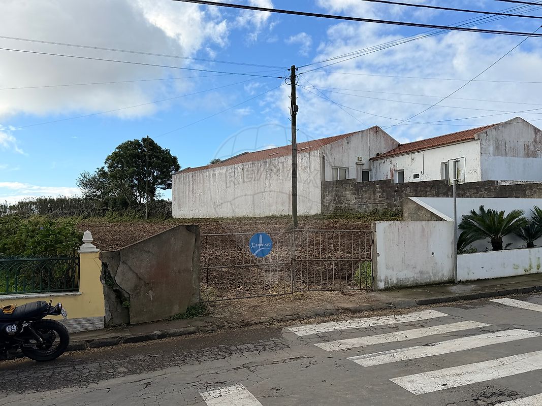 Terreno - Arrifes, Ponta Delgada, Ilha de São Miguel