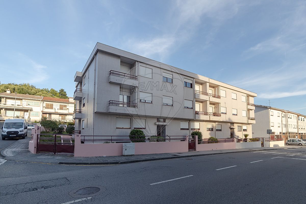 Apartamento T3 à venda em Gondomar