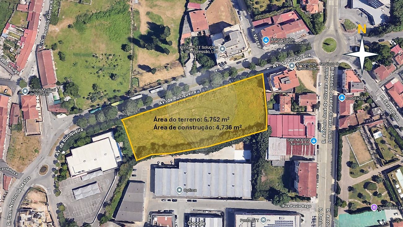 Terreno à venda em São João da Madeira