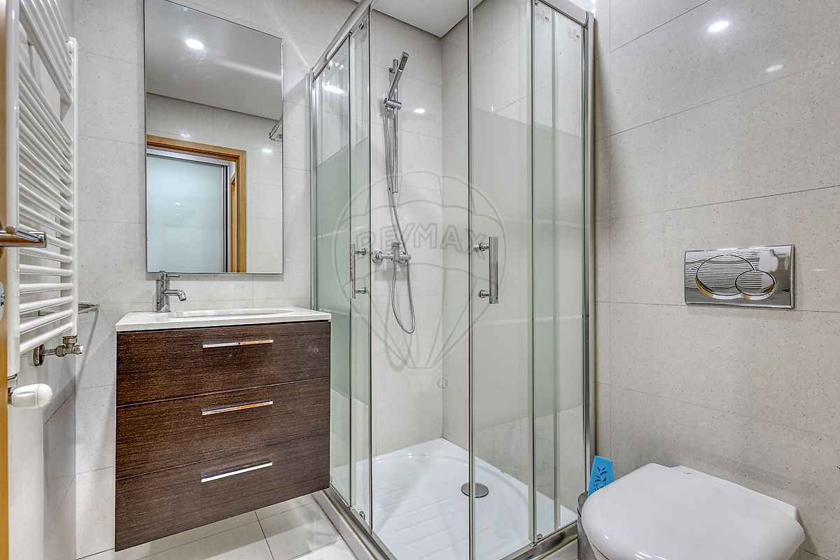 listing 123551355-24 picture-0