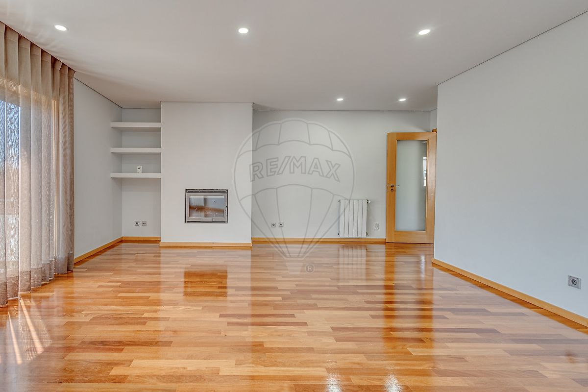 listing 123551355-24 picture-0