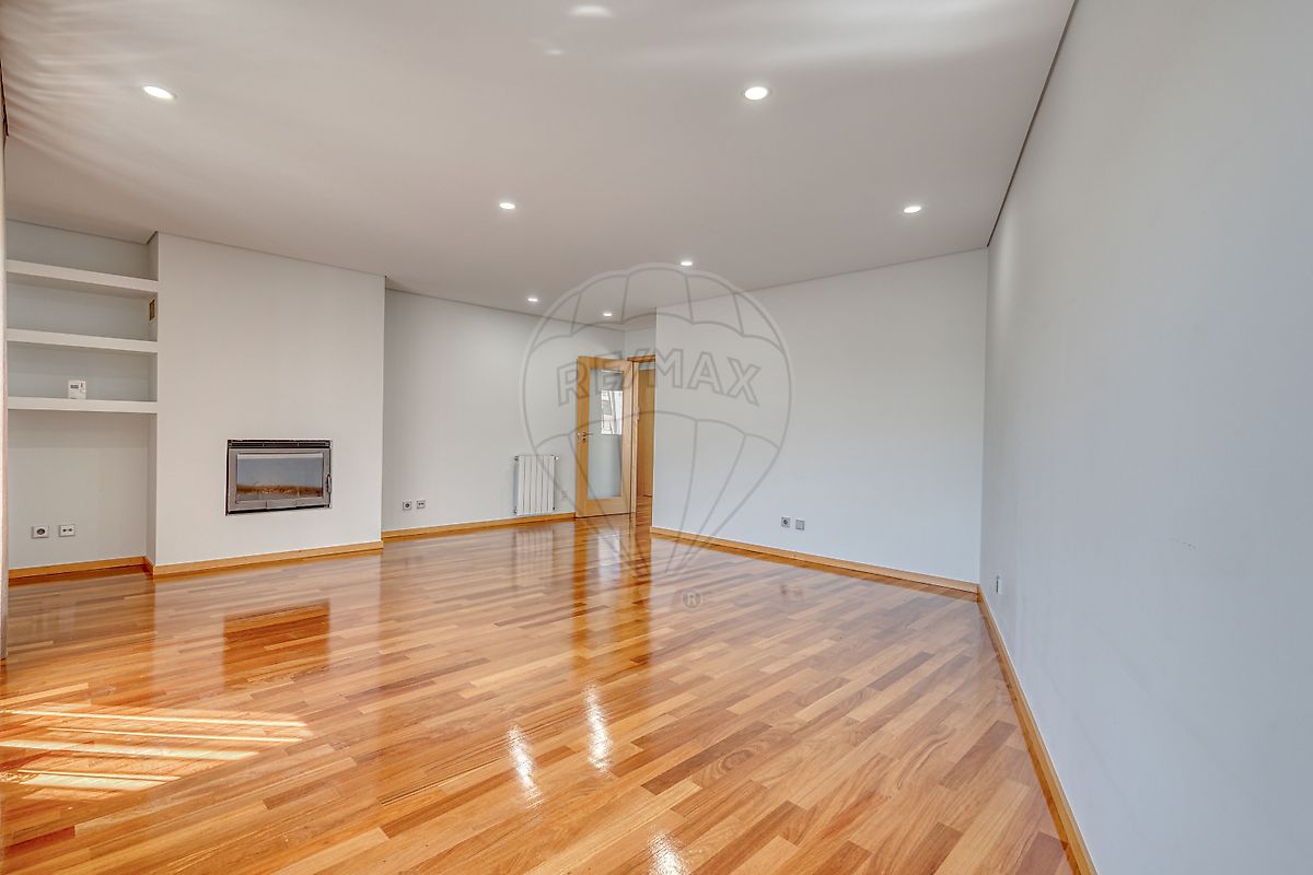 listing 123551355-24 picture-0