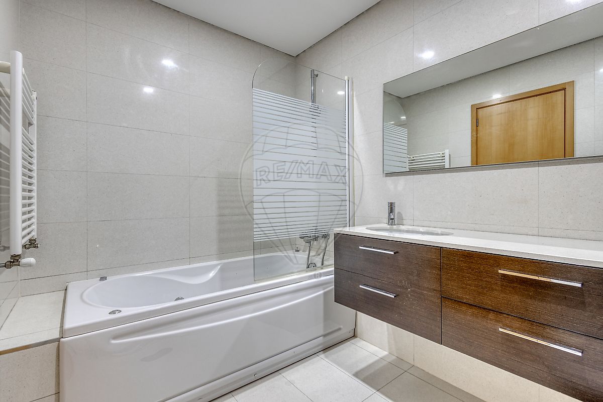 listing 123551355-24 picture-0