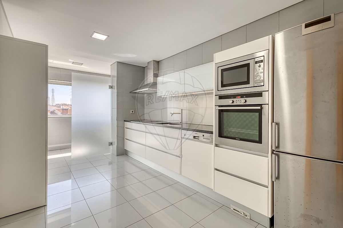 listing 123551355-24 picture-0
