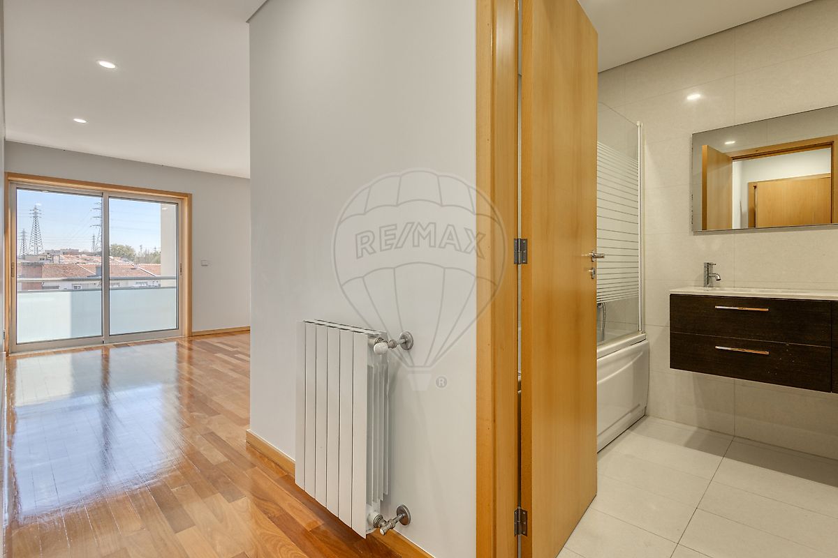 listing 123551355-24 picture-0