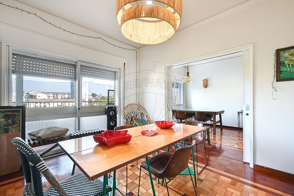 Apartamento T3 à venda em Porto