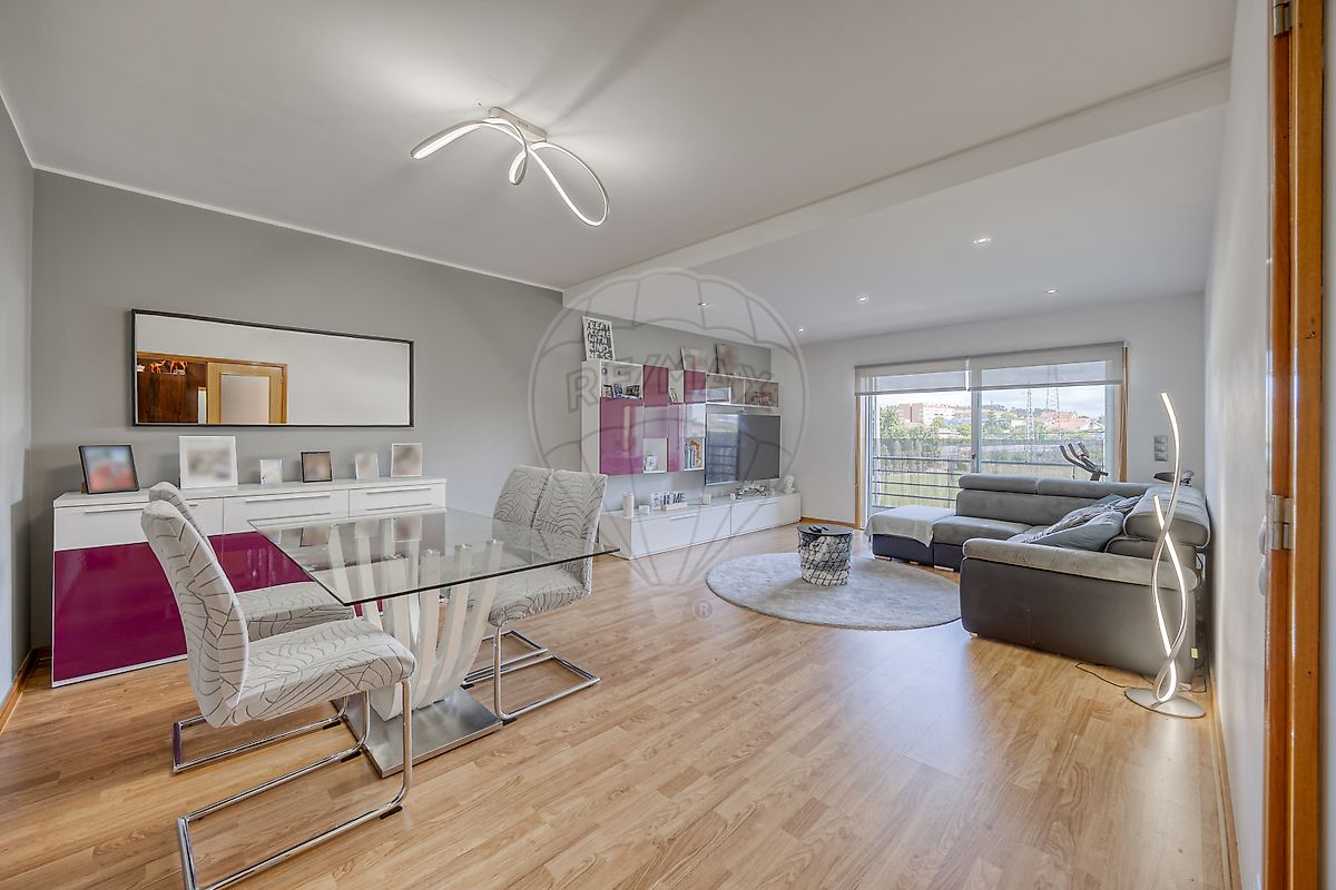 Apartamento T2 à venda em Vila Nova de Gaia