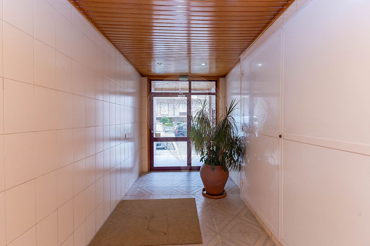 Apartamento T2 Ă venda em Vila Nova de Gaia
