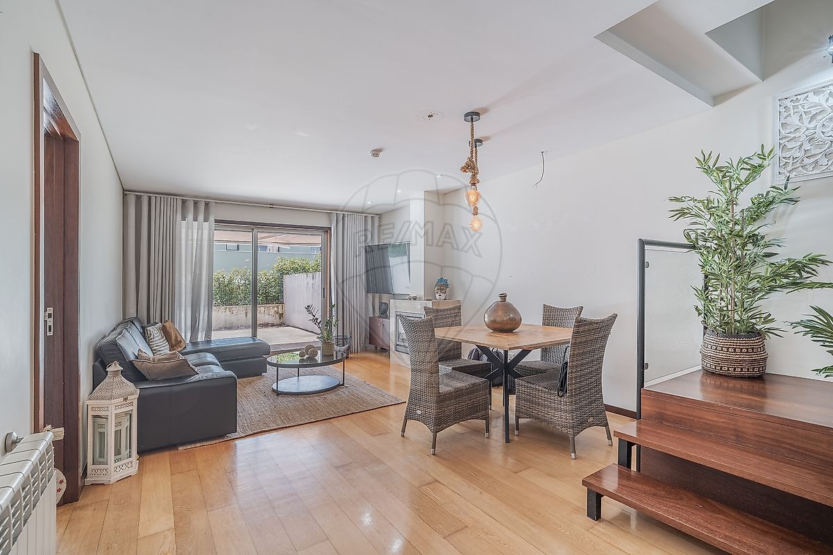 Apartamento T3 à venda em Vila Nova de Gaia