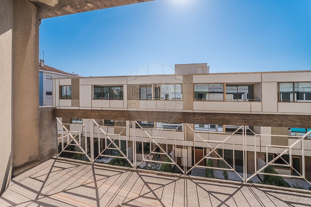 Apartamento T4 à venda em Lordelo do Ouro e Massarelos, Porto — foto 9