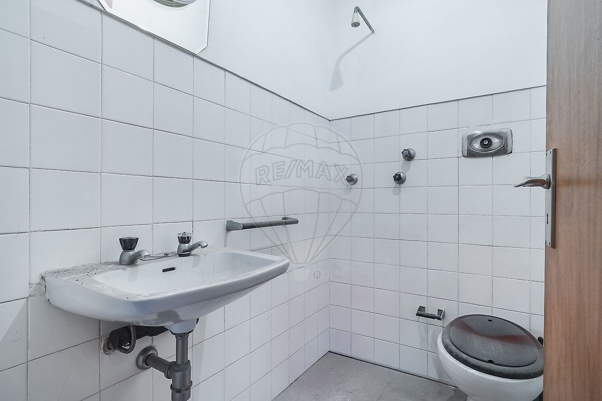 Apartamento T4 à venda em Lordelo do Ouro e Massarelos, Porto — foto 16