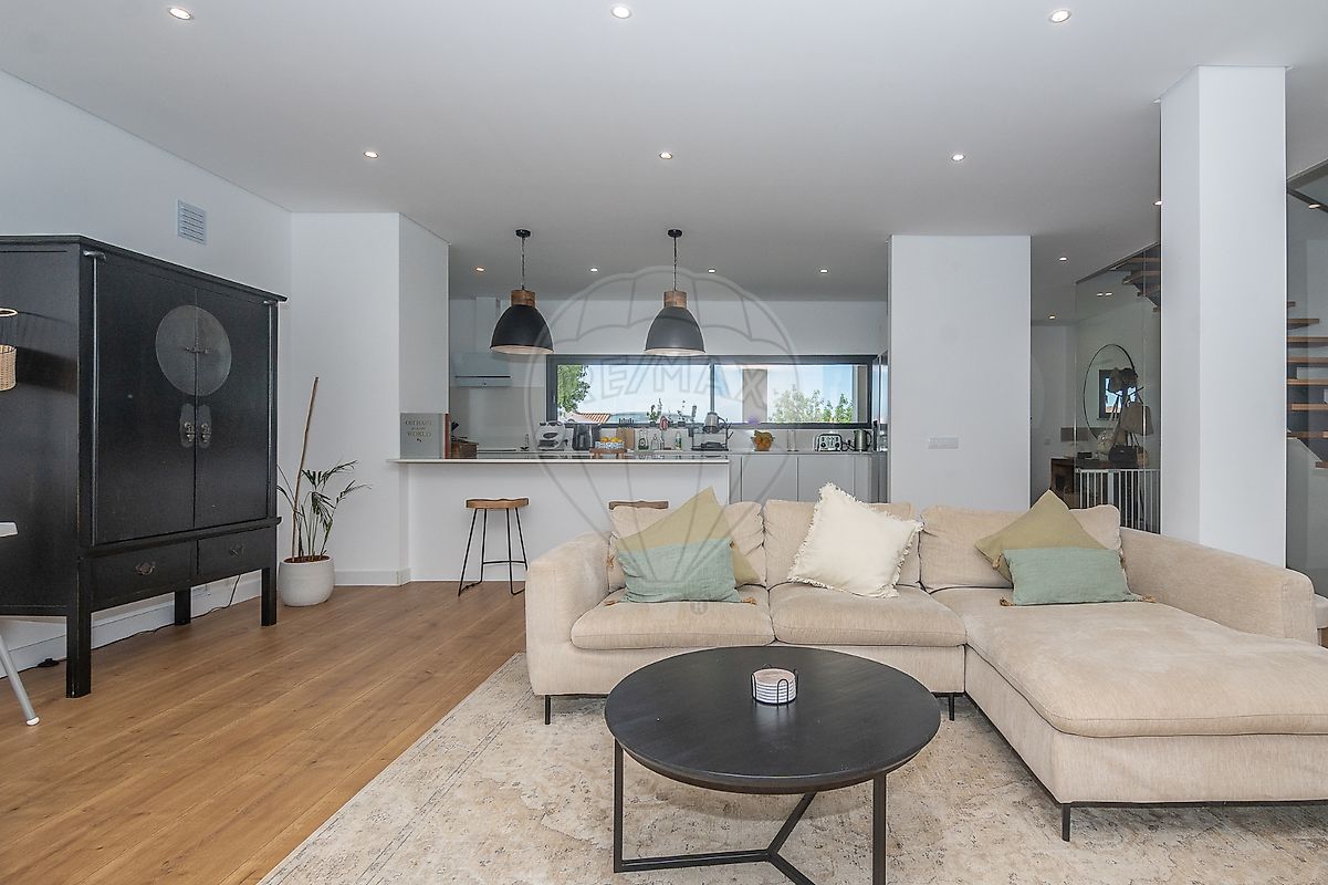 listing 123561012-518 picture-0