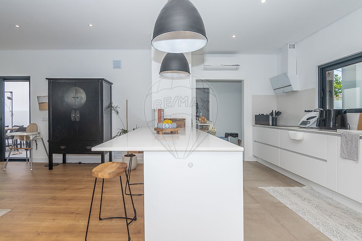 listing 123561012-518 picture-0