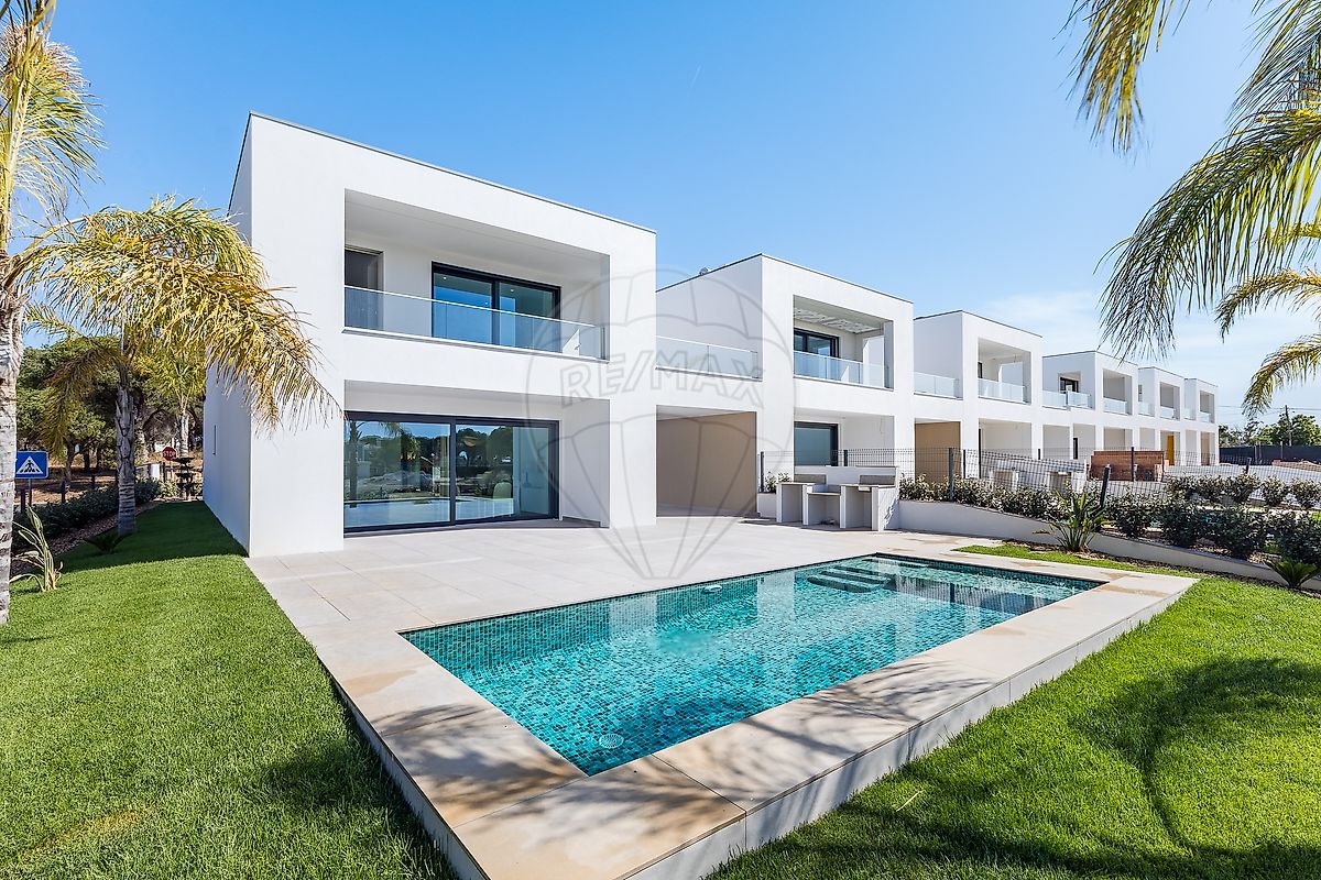 Apartamento T3 à venda em Loulé