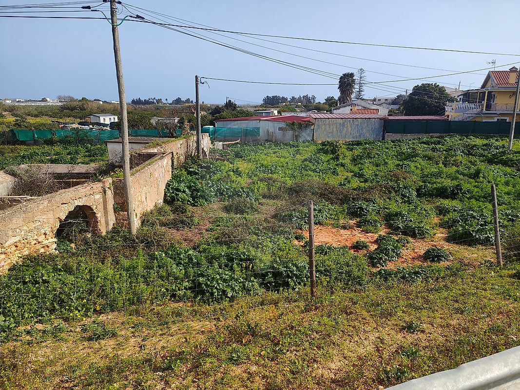 Terreno à venda em Faro