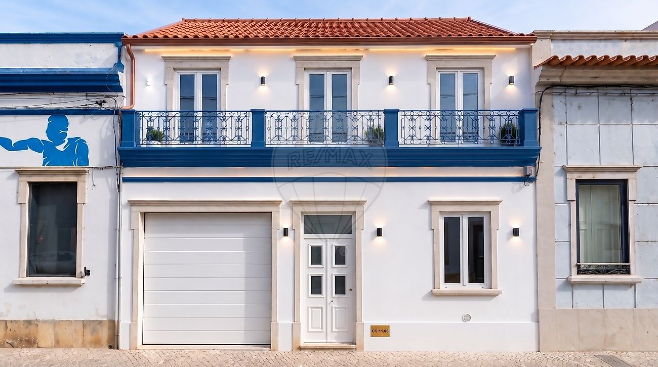 Moradia T4 à venda em Faro (Sé e São Pedro), €340.000