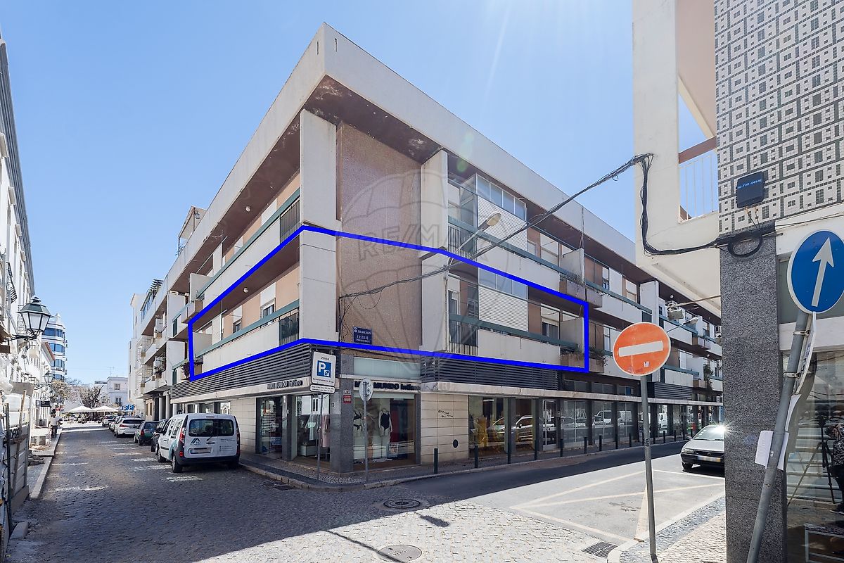 Apartamento T3 à venda em Faro
