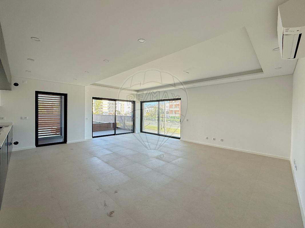 Apartamento T2 à venda em Faro